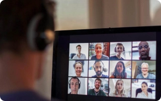 que es streaming - conoce como funciona la tecnologia de las videollamadas y peliculas online